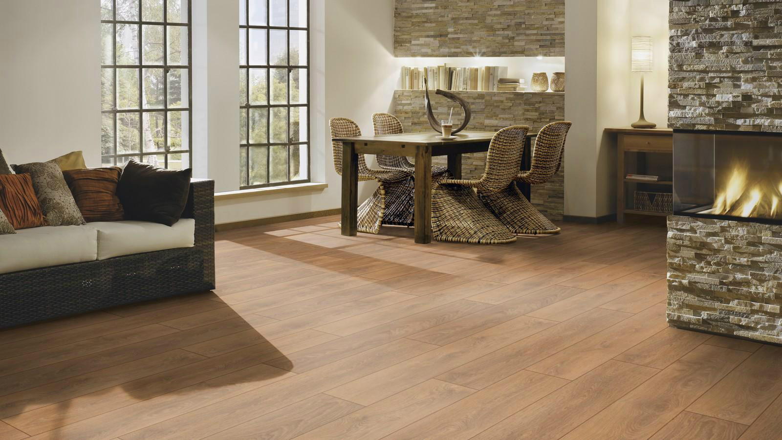 Ламинат Ter Hurne Classic Line Дуб Коричневый 1381 1285×192×8 фото в интерьере